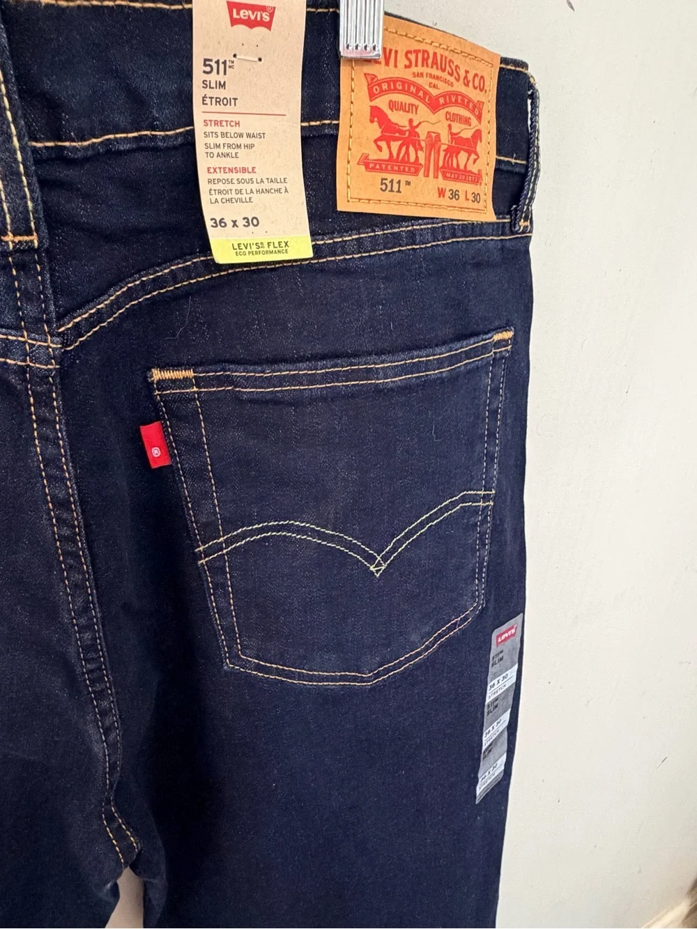 Levis 511 Jeans Slim Fit Stretch Jeans Dark Blue Dark Wash NWT